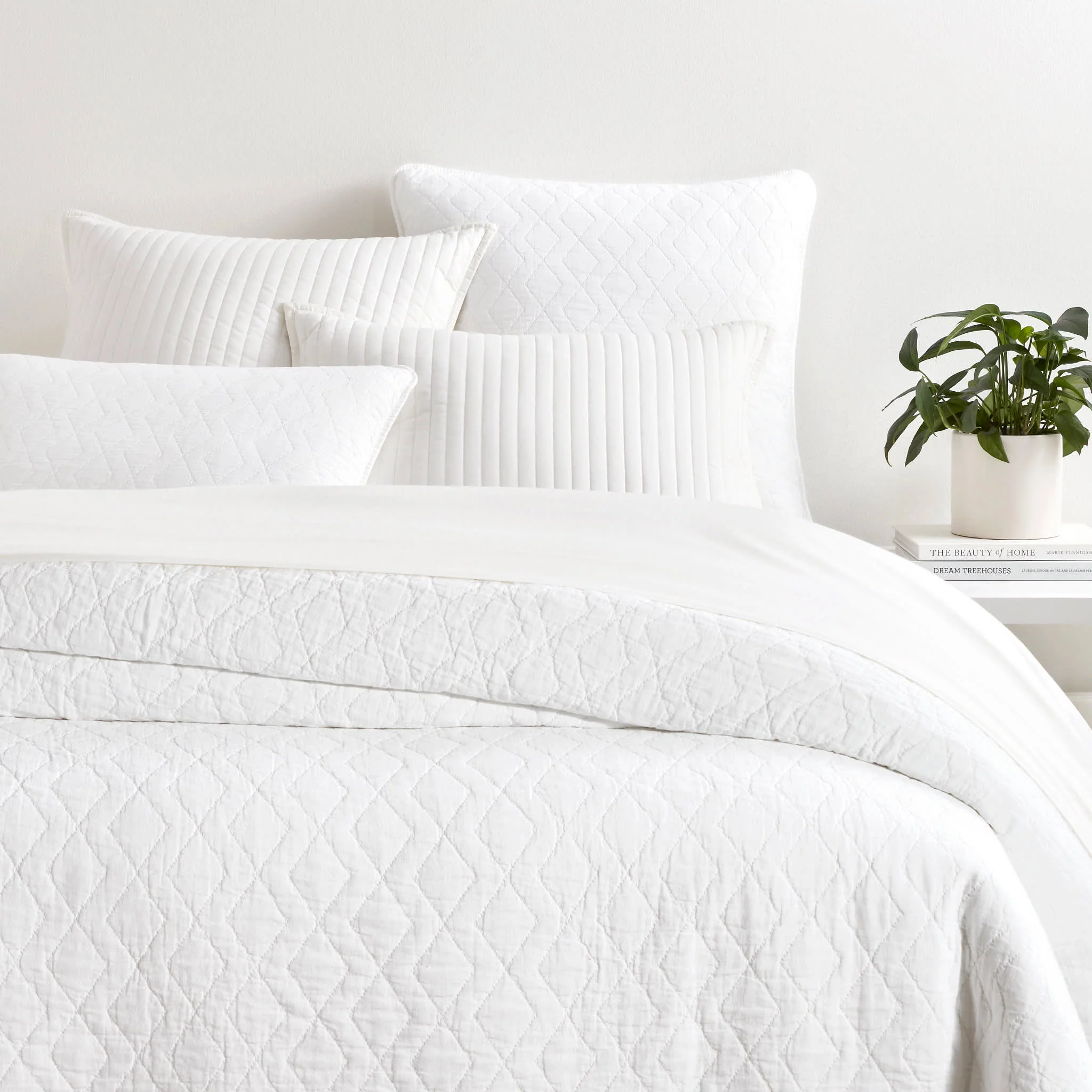 Birdie Quilted Coverlet | White
