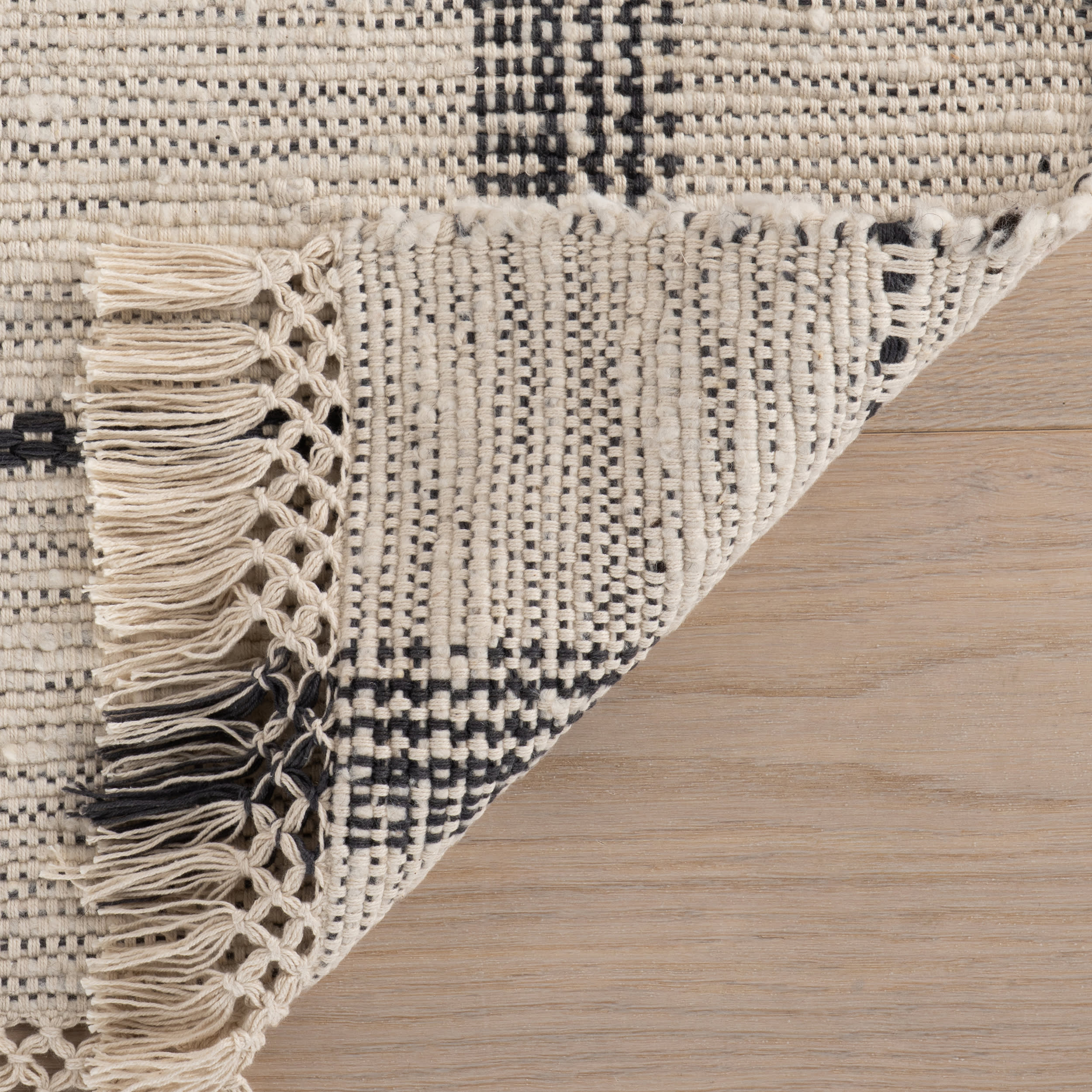 Zole Plaid Handmade Cotton Rug | Ivory - Image 7